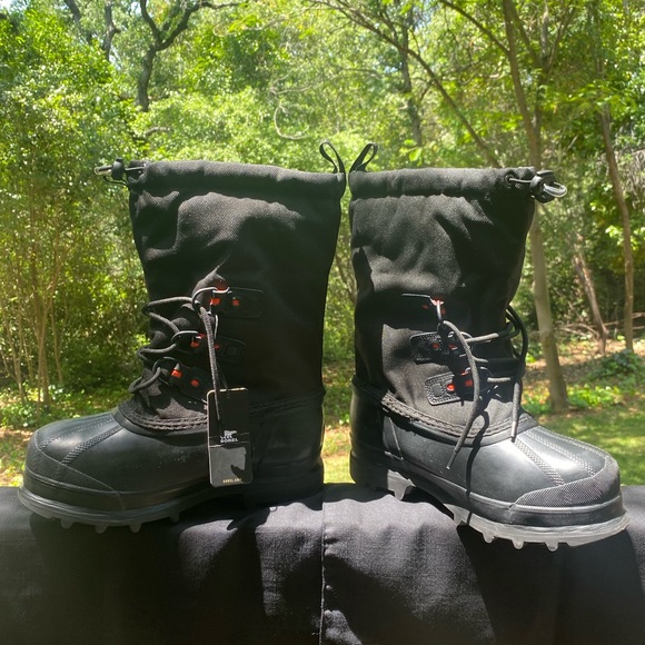 NEW Sorel Glacier XT Snow Boot - Picture 6 of 13